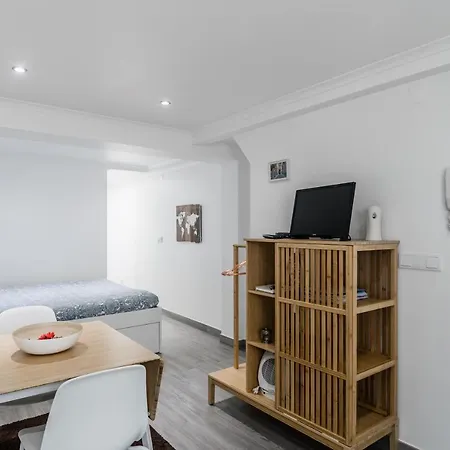 Apartment Close To Belem, With A Terrace *